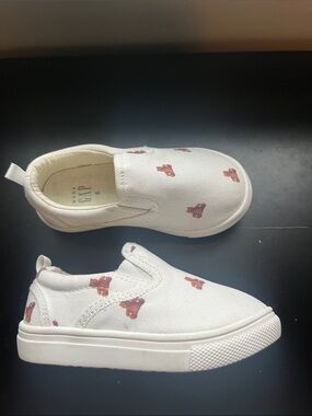 Kids White Canvas Slip-On Shoes with Brown Bear Print
